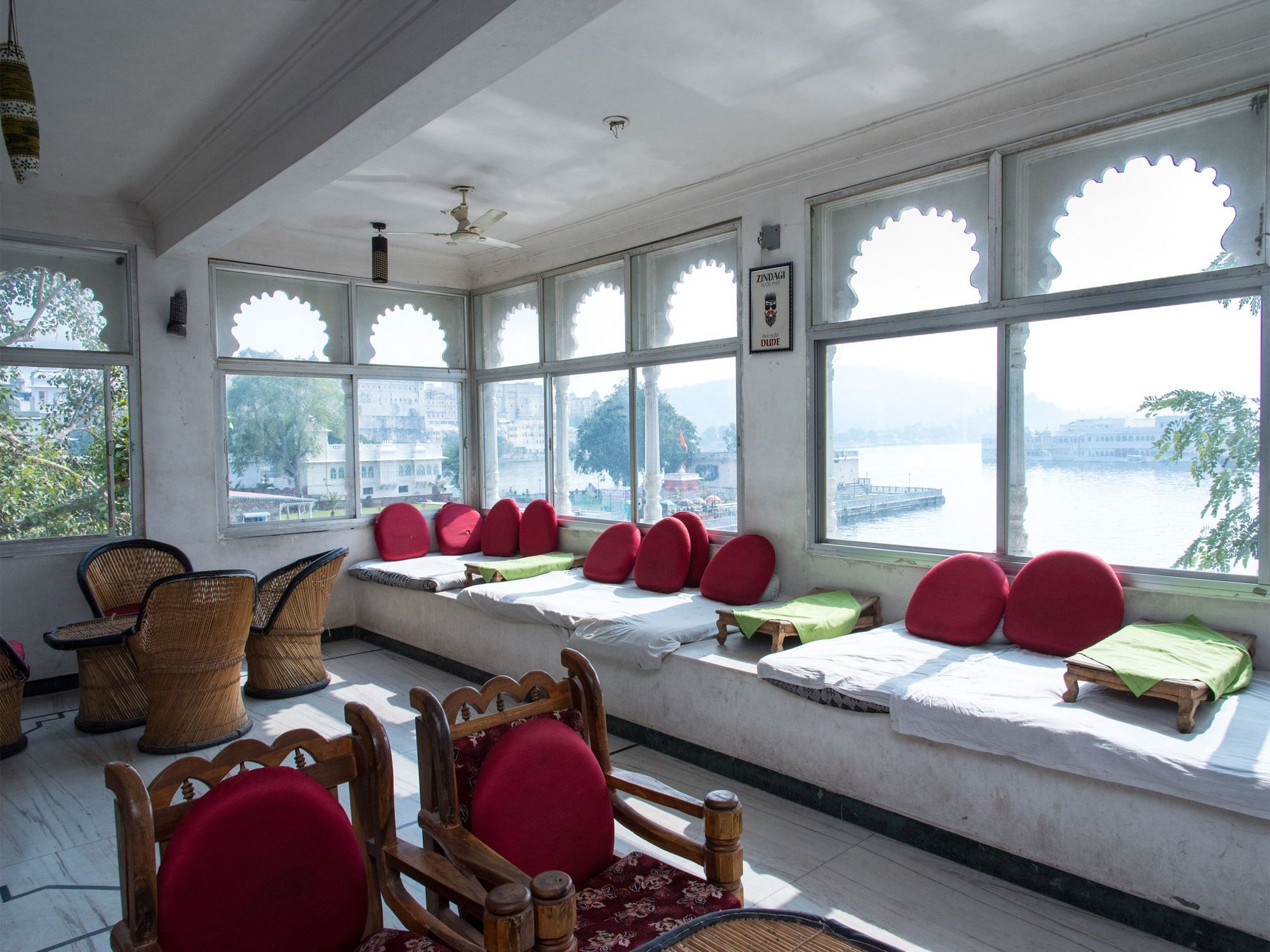 Oyo 156 Hotel Lake Haveli Udaipur Exterior photo